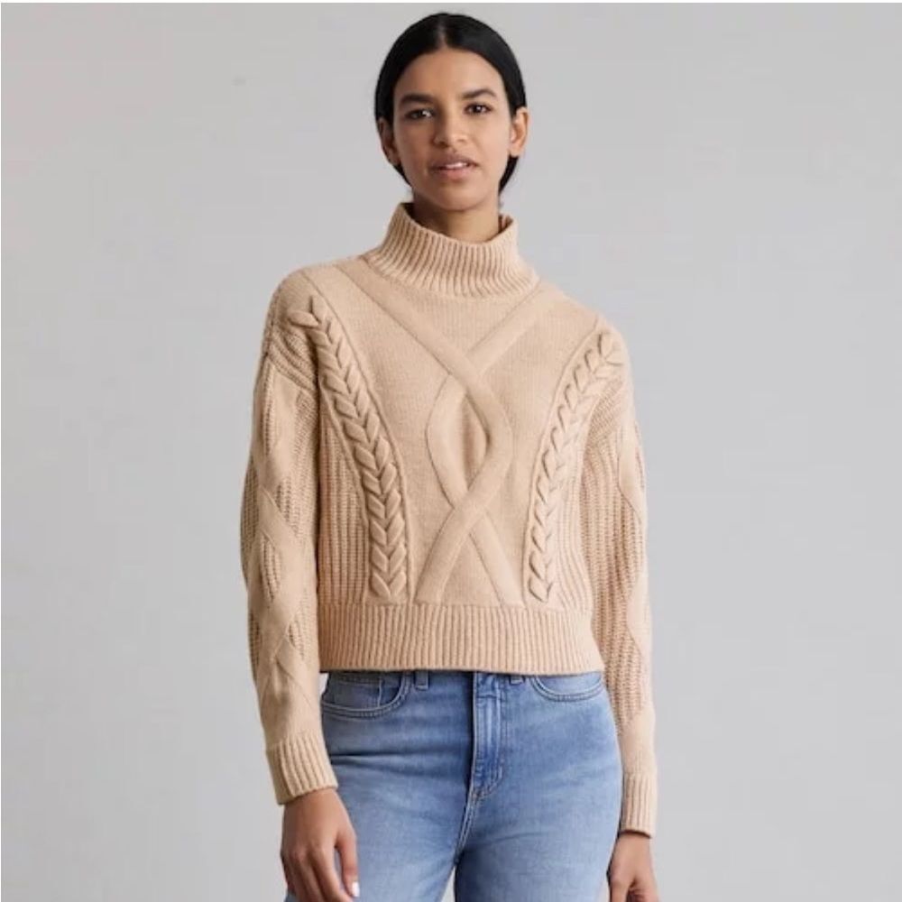 Elizabeth and James Tan Cable Knit Crewneck Sweater XL